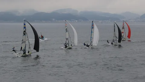 埃贝尔与赫内斯因疾缺席，未现身拜仁对圣保利比赛现场